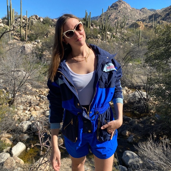 Stacey ✨Posh Ambassador & Affiliate ✨ Top-Rated - Picture 2 of 8